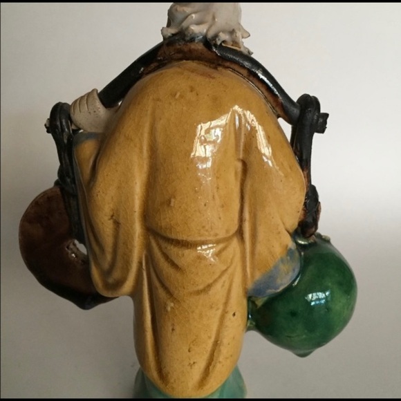 Vintage Glazed Figurine Asian Man Carrying Good Luck Charm - Picture 3 of 4